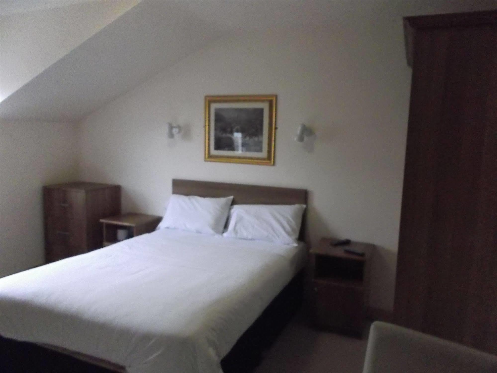 Dalys Inn Donore  المظهر الخارجي الصورة